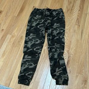 RSQ men’s joggers